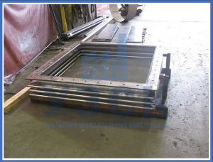 прямоугольные линзовые компенсаторы в Королёве